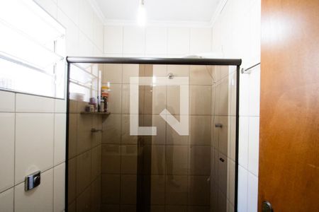 Banheiro de casa à venda com 4 quartos, 200m² em Vila Araguaia, São Paulo