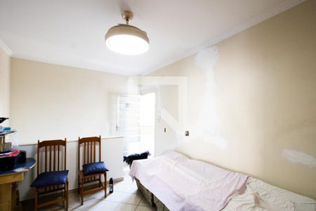 Sala de casa à venda com 4 quartos, 200m² em Vila Araguaia, São Paulo