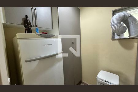 Despensa de casa de condomínio para alugar com 4 quartos, 450m² em Vargem Grande, Rio de Janeiro
