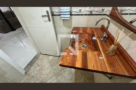 Lavabo de casa de condomínio para alugar com 4 quartos, 450m² em Vargem Grande, Rio de Janeiro