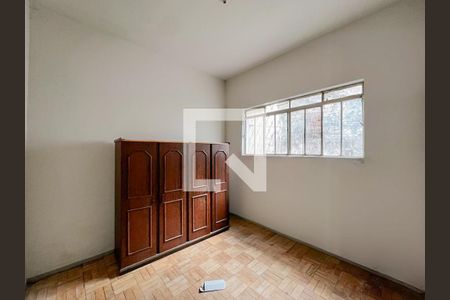 Quarto 1 de casa à venda com 2 quartos, 140m² em Bonfim, Belo Horizonte