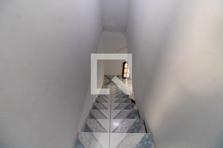 Escada de casa à venda com 4 quartos, 111m² em Cubango, Niterói