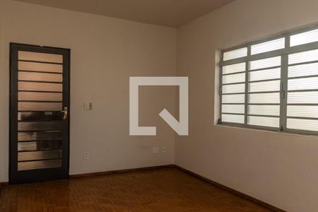 Sala de casa para alugar com 3 quartos, 187m² em Vila Santa Catarina, Americana