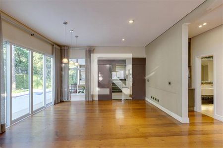 Casa à venda com 4 quartos, 421m² em Jardim Santo Amaro, São Paulo