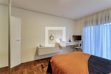 Casa à venda com 5 quartos, 500m² em Jardim Cordeiro, São Paulo