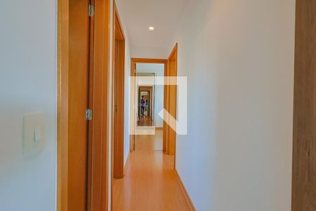 Corredor de apartamento à venda com 3 quartos, 144m² em Vale dos Cristais, Nova Lima