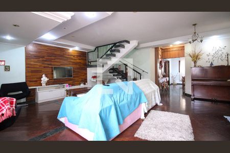 Sala de casa para alugar com 4 quartos, 250m² em Jardim Vila Formosa, São Paulo