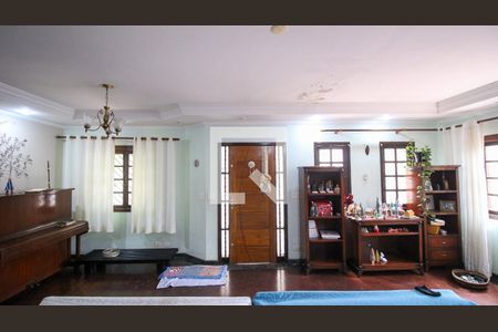 Sala de casa para alugar com 4 quartos, 250m² em Jardim Vila Formosa, São Paulo