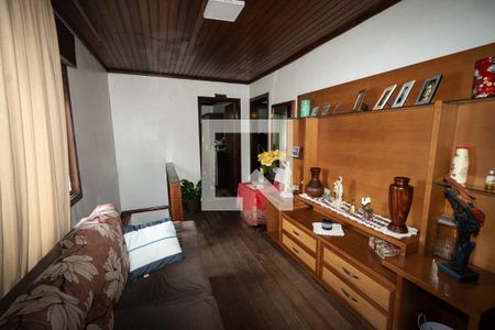 Sala 1 de casa à venda com 4 quartos, 250m² em Jardim Carvalho, Porto Alegre