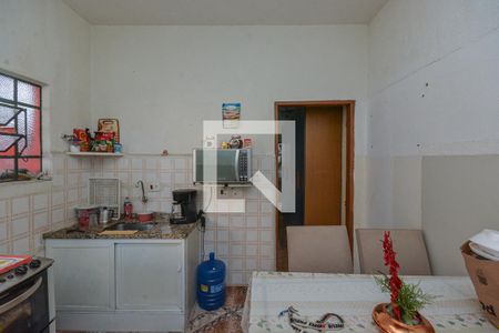 Sala/Cozinha de casa para alugar com 1 quarto, 60m² em Vila Marari, São Paulo