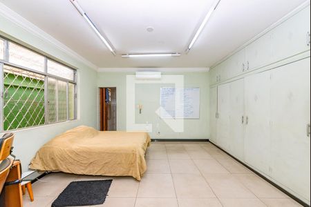 Suíte 1 de casa à venda com 5 quartos, 320m² em Calafate, Belo Horizonte