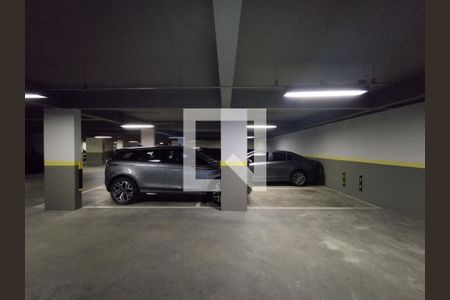Duas Vagas Fixas Coberta de apartamento à venda com 3 quartos, 132m² em Jardim da Saúde, São Paulo