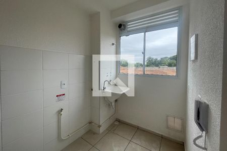 Sala/Cozinha de apartamento para alugar com 2 quartos, 40m² em Vila Ouro Preto, Duque de Caxias