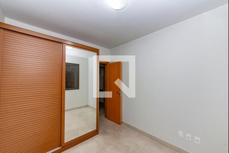 Quarto 1 de apartamento para alugar com 3 quartos, 110m² em Nova Granada, Belo Horizonte