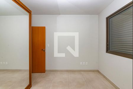 Quarto 1 de apartamento para alugar com 3 quartos, 110m² em Nova Granada, Belo Horizonte
