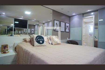 Quarto 1 suite de casa de condomínio à venda com 3 quartos, 218m² em Teresópolis, Porto Alegre