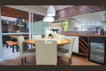 Sala jantar de casa de condomínio à venda com 3 quartos, 218m² em Teresópolis, Porto Alegre