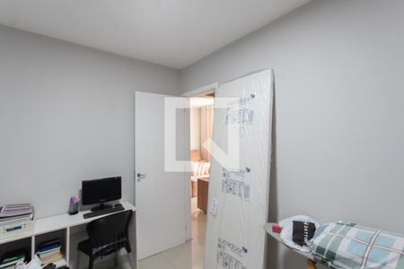 Quarto 2 de apartamento para alugar com 2 quartos, 50m² em Cenaculo, Belo Horizonte