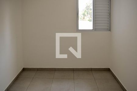 Quarto 1 de apartamento para alugar com 2 quartos, 45m² em Vila Carrão, São Paulo