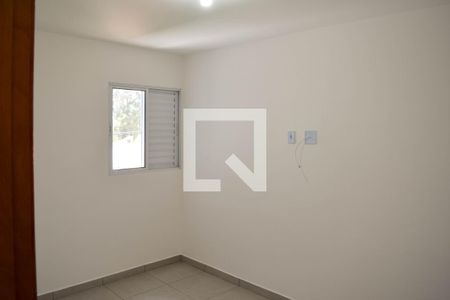 Quarto 1 de apartamento para alugar com 2 quartos, 45m² em Vila Carrão, São Paulo