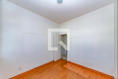 Quarto de apartamento para alugar com 2 quartos, 81m² em Barroca, Belo Horizonte