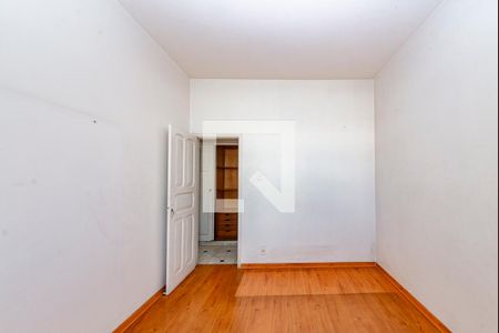 Quarto de apartamento para alugar com 2 quartos, 81m² em Barroca, Belo Horizonte