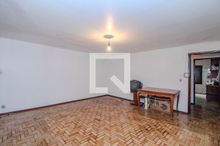 Sala de casa para alugar com 4 quartos, 340m² em Vila Ipiranga, Porto Alegre