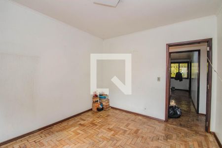 Quarto 1 de casa para alugar com 4 quartos, 340m² em Vila Ipiranga, Porto Alegre