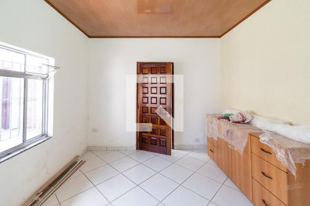 Sala de casa à venda com 4 quartos, 280m² em Jardim Itacolomi, São Paulo