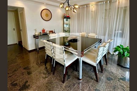 Casa à venda com 4 quartos, 350m² em Parque dos Passaros, São Bernardo do Campo