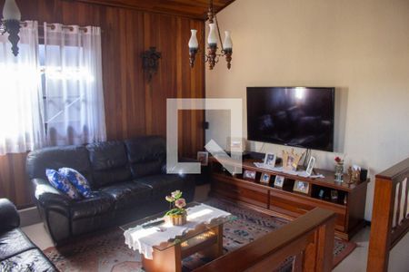 Sala de estar 1 de casa de condomínio para alugar com 3 quartos, 267m² em Santa Luzia, Ribeirão Pires