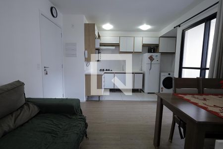 Sala de apartamento para alugar com 2 quartos, 43m² em Parque Oratório, Santo André