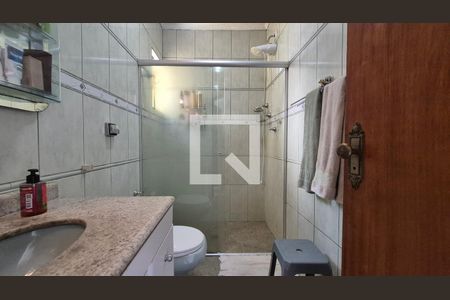 Banheiro de casa à venda com 3 quartos, 148m² em Jardim do Estádio, Santo André