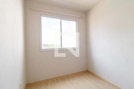 Quarto 1 de apartamento para alugar com 3 quartos, 68m² em Pinheirinho, Curitiba
