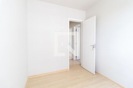 Quarto 2 de apartamento para alugar com 3 quartos, 68m² em Pinheirinho, Curitiba