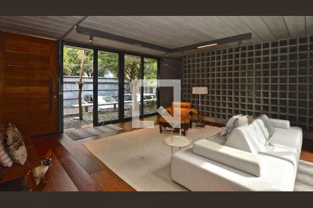 Casa à venda com 3 quartos, 280m² em Alto da Lapa, São Paulo