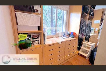 Casa à venda com 3 quartos, 195m² em Alto de Pinheiros, São Paulo