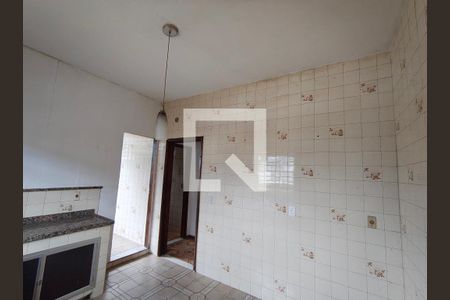 Cozinha de apartamento à venda com 1 quarto, 400m² em Gardênia Azul, Rio de Janeiro