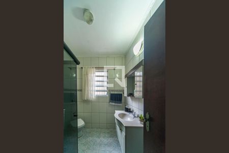 Banheiro 1 de casa à venda com 4 quartos, 380m² em Vila Luzita, Santo André