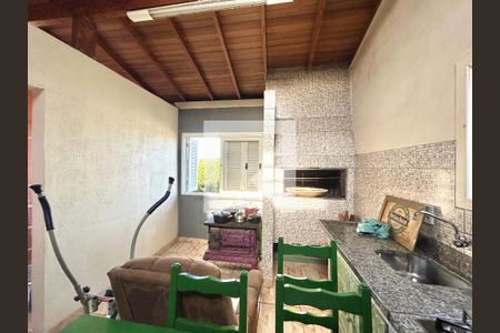 Sala de casa à venda com 3 quartos, 113m² em Fazenda São Borja, São Leopoldo