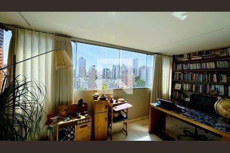Sala de apartamento à venda com 3 quartos, 204m² em Santo Antônio, Belo Horizonte