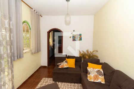 Casa1 - Sala de casa à venda com 5 quartos, 150m² em Solar do Barreiro, Belo Horizonte