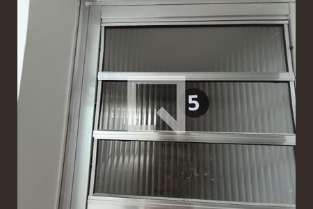 Sala/Cozinha de kitnet/studio para alugar com 1 quarto, 44m² em Parque Imperial, São Paulo