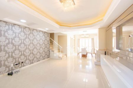 Casa à venda com 4 quartos, 250m² em Marechal Rondon, Canoas