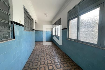 Corredor de casa para alugar com 2 quartos, 220m² em Parque Pauliceia, Duque de Caxias