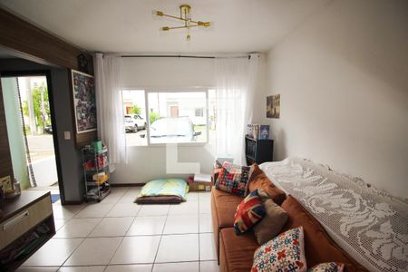 Sala de casa de condomínio à venda com 3 quartos, 111m² em Hípica, Porto Alegre