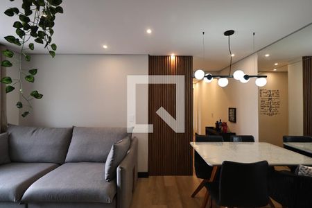 Sala de apartamento à venda com 2 quartos, 55m² em Jardim, Santo André