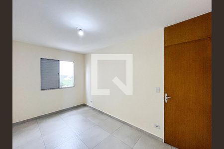 Quarto 2 de apartamento para alugar com 2 quartos, 58m² em Alto de Pinheiros, São Paulo