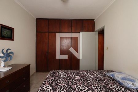 Suíte 1 de casa para alugar com 3 quartos, 350m² em Jardim Palma Travassos, Ribeirão Preto