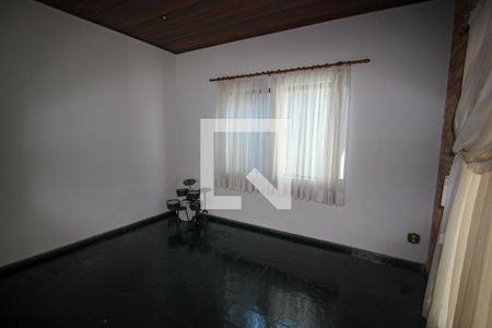 Sala de casa para alugar com 3 quartos, 360m² em Jardim Santa Rosália, Sorocaba